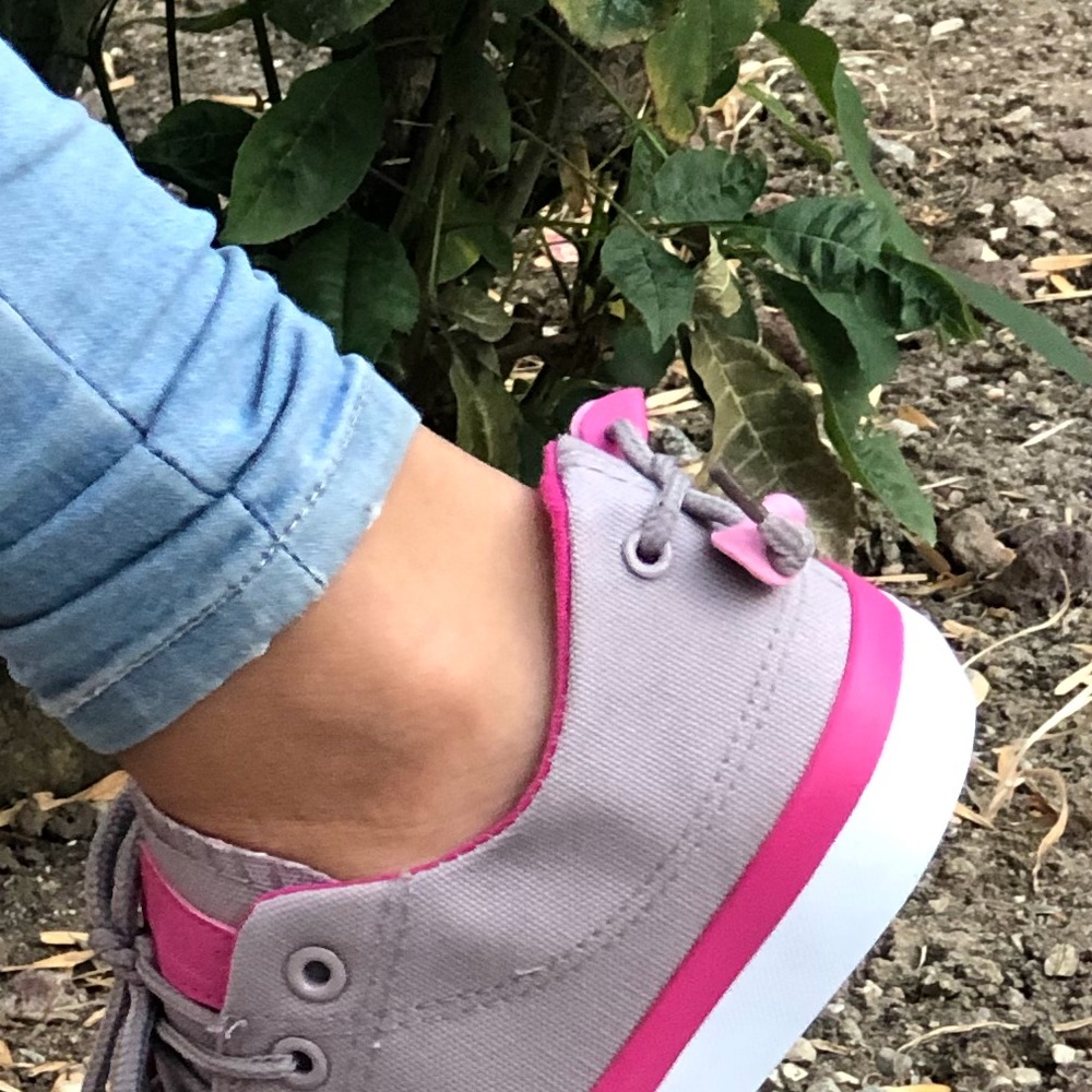 Gray and pink women sneakers - Picture 3 of 4
